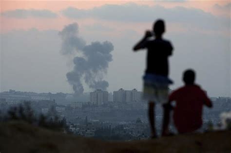 Israel se desquita y contraataca a Líbano y Franja de Gaza tras haber recibido una treintena de cohetes